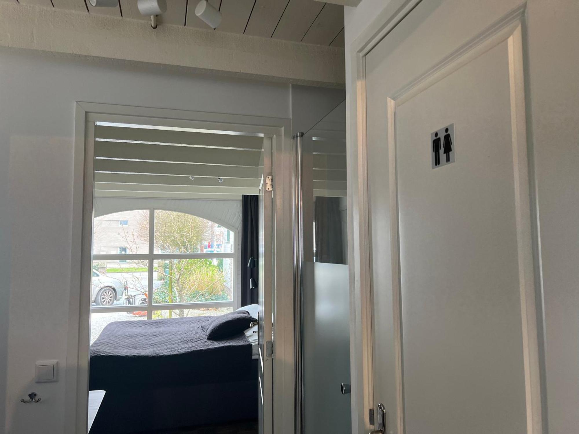 Hush Bed & Breakfast Χέλμοντ Εξωτερικό φωτογραφία